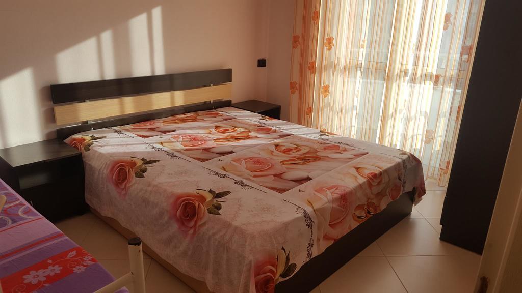 Faik Shehu Apartments Драч Екстериор снимка