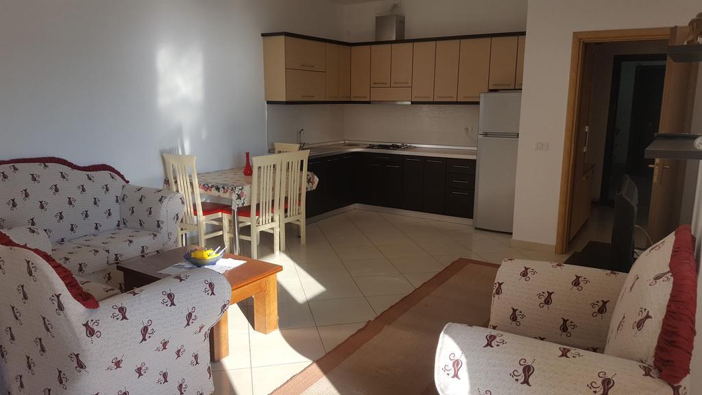 Faik Shehu Apartments Драч Екстериор снимка