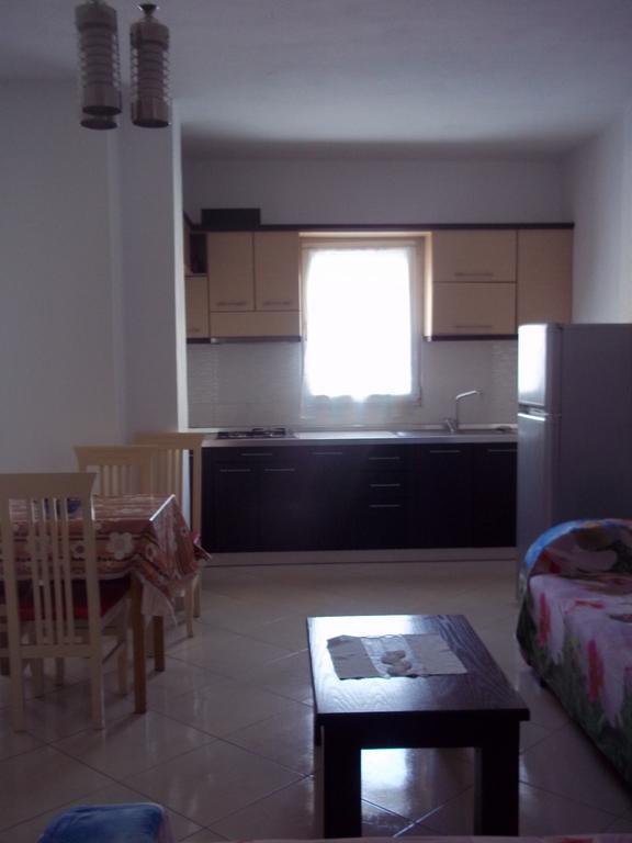 Faik Shehu Apartments Драч Екстериор снимка