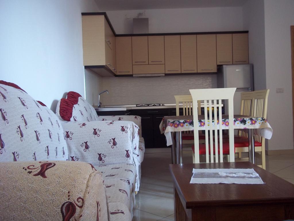 Faik Shehu Apartments Драч Екстериор снимка