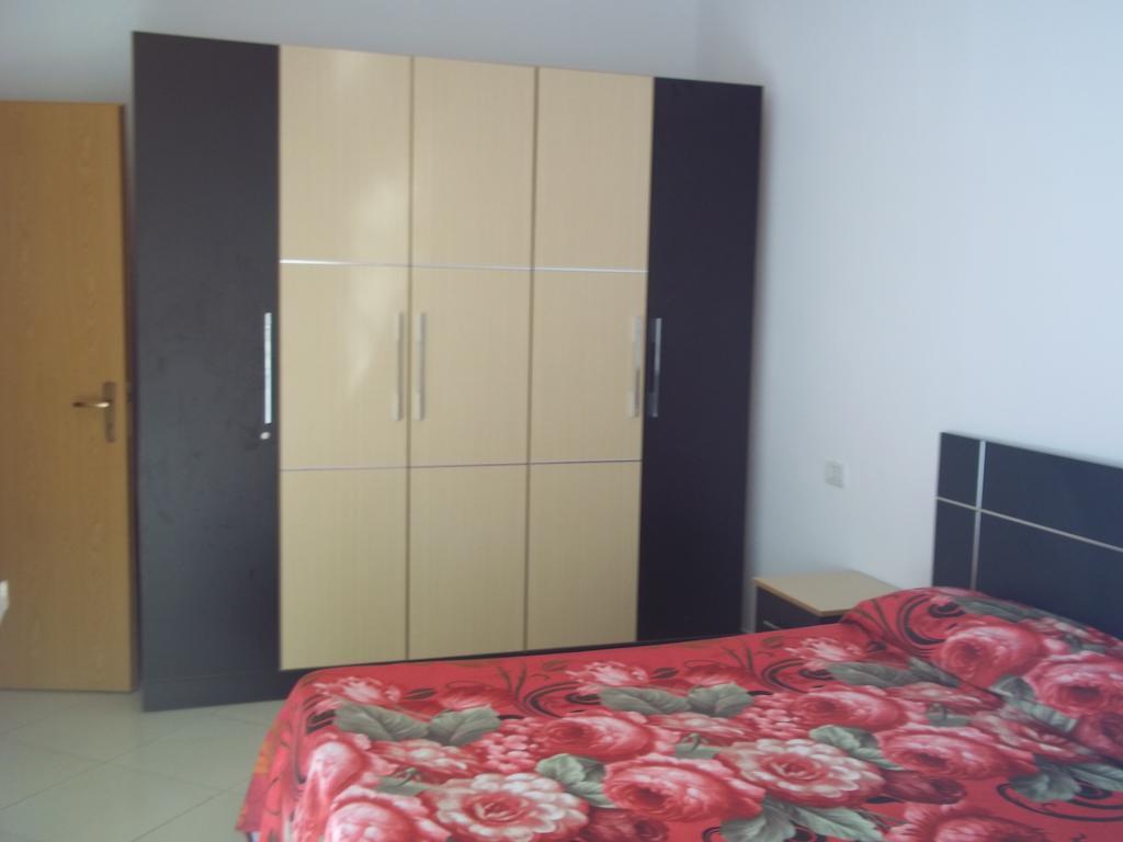 Faik Shehu Apartments Драч Екстериор снимка