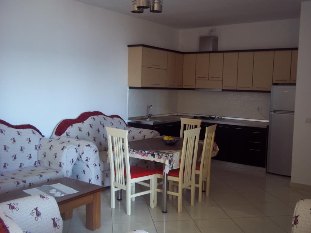 Faik Shehu Apartments Драч Екстериор снимка