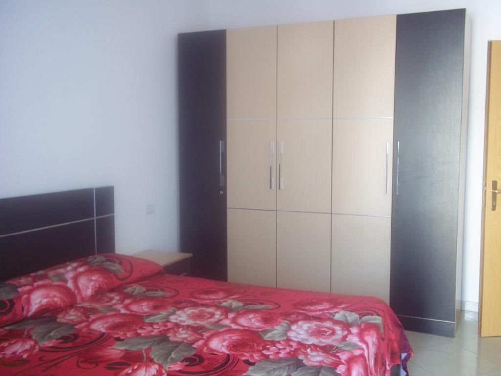 Faik Shehu Apartments Драч Екстериор снимка