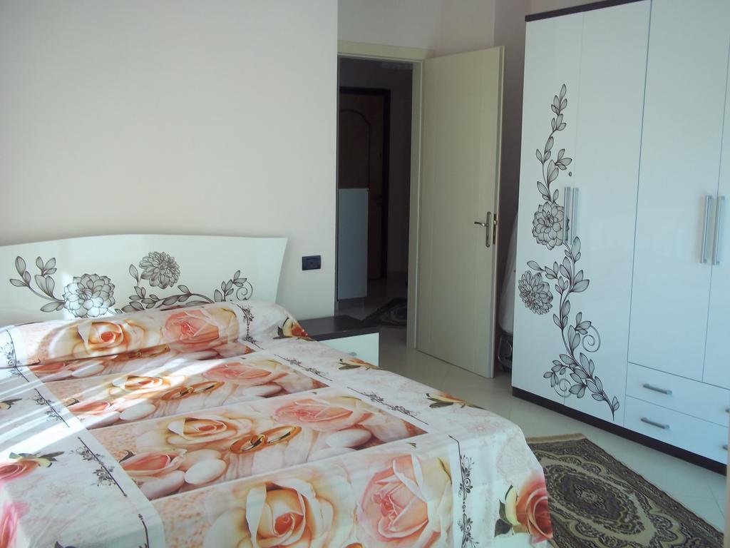 Faik Shehu Apartments Драч Екстериор снимка